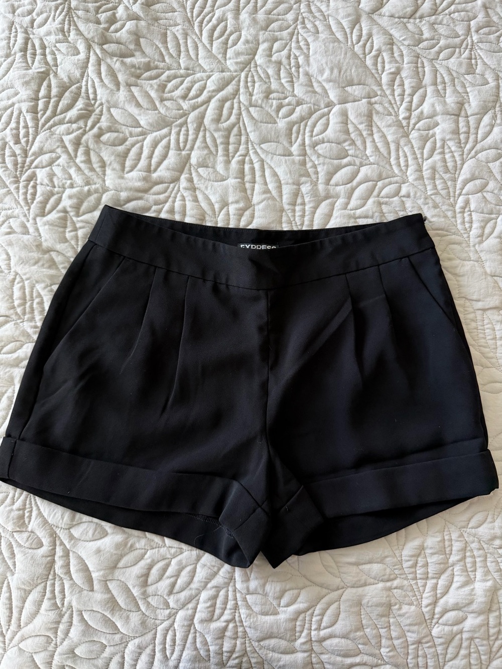 Express Black Pleated Cuffed Women's Shorts